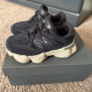 New Balance Kids' Navy and Cream Sneakers